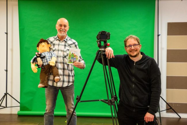 bücher greenscreen mgh