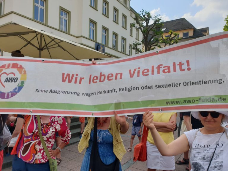 8bd296b5-91b0-4e2d-a43d-e2d9254308b6